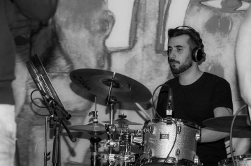 ANDREA MANFRIN “il barba” (Batteria)